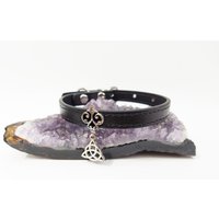 Schwarzes Halsband Mit Triskele Für Katzen Verstellbar Von 20 Bis 28 cm Schwarzes Halsband Mit Triskele Für Katzen Verstellbar Von 20 Bis 28 cm von oOMySweetNightmareOo