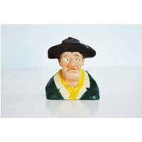 Vintage Handgeschnitzte Hölzerne Naive Volkskunstfigur von objectsfondly