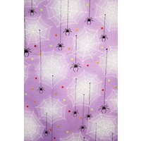 Legende Von Webb Hill Halloween Lila, Spinnen Und Spinnennetzen Kissenbezug Legende Von Webb Hill Halloween Lila, Spinnen Und Spinnennetzen Kissenbezug von ohmystarsproductions