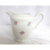 Kanne Sahnekännchen Milchkanne Porzellankännchen Vase Blumenvase Rosen Porzellan Cremefarben Vintage Bavaria von oldcamerasandmore