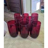 Acht Mid-Century Hocking Royal Ruby Roly Poly 5 "Flache Eistee-Becher. Schöner Unbeschädigter Zustand. Inv # 1836 von oldies2treasure