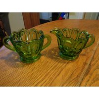L.e. Smith 3-3/8 "Dark Green Creamer Und 2-7 8" Open Sugar. Schöner Unbeschädigter Zustand, Original Deckel. Inv#0879 von oldies2treasure