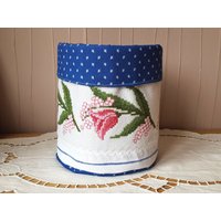 Rundes Utensilo - Stickbild Tulpen Rundes Utensilo - Stickbild Tulpen von oldlinen4you