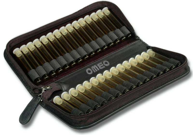omeo Aufbewahrungsbox Globuli Etui in Markenqualität Rindleder 4 Farben & 6 Größen omeo Aufbewahrungsbox Globuli Etui in Markenqualität Rindleder 4 Farben & 6 Größen von omeo