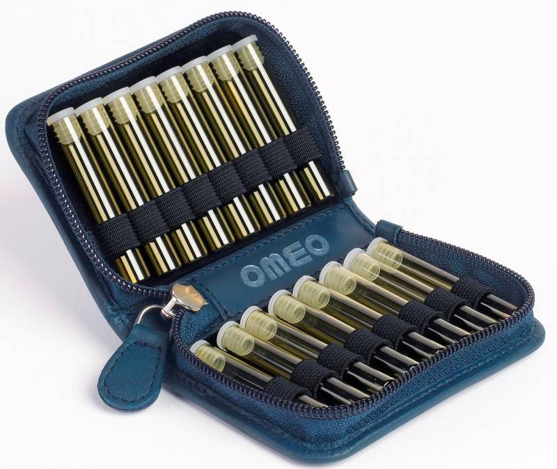 omeo Aufbewahrungsbox Globuli Etui in Markenqualität Rindleder 4 Farben & 6 Größen omeo Aufbewahrungsbox Globuli Etui in Markenqualität Rindleder 4 Farben & 6 Größen von omeo