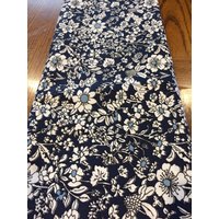 Floral Tür Zugluftstopper, Navy Blue Brise Blocker, 41 Zoll, Ungefüllt Floral Tür Zugluftstopper, Navy Blue Brise Blocker, 41 Zoll, Ungefüllt von pdickson3