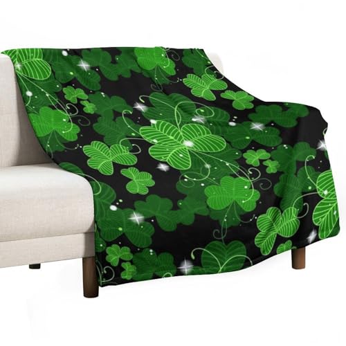 peiyeety Decke mit Kleeblatt-Hintergrunddruck, weich und bequem, für Sofa, Stuhl, Bett, Büro, 127 x 152 cm von peiyeety