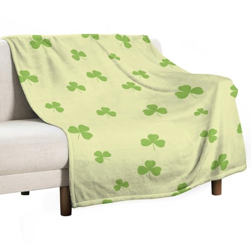 peiyeety Grüne Herbstdecke mit Kleeblatt- und Glücksmuster, weiche Decke für Damen und Herren, Sofa, Wohnzimmer, Bett, für Mädchen und Jungen, Herbstgrün, 101,6 x 127 cm peiyeety Grüne Herbstdecke mit Kleeblatt- und Glücksmuster, weiche Decke für Damen und Herren, Sofa, Wohnzimmer, Bett, für Mädchen und Jungen, Herbstgrün, 101,6 x 127 cm von peiyeety