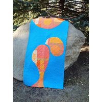 Paraffin Baby Quilt, Kleiner Orange Und Blauer Moderner Patchwork Impro Bodendecke, Spiel Quilt Inspiriert Von Lava Lampe von pennydogpatchwork