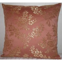 Blumen Dekorative Kissen Abdeckung in 20 "x 20" Aztec Coral Color Basis, Gold Floral Dekorative Gewebte Bettwäsche High-End-stoff Blumen Dekorative Kissen Abdeckung in 20 "x 20" Aztec Coral Color Basis, Gold Floral Dekorative Gewebte Bettwäsche High-End-stoff von pillowusa