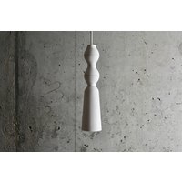 Skulpturale Gips Pendelleuchte Moderne Handgemachte Beleuchtung von plasterstudiolt