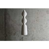 Skulpturale Gips Pendelleuchte Moderne Handgemachte Beleuchtung von plasterstudiolt