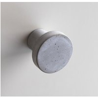 Handgefertigte Beton Möbelknäufe | 2 Stück von plasterstudiolt