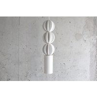 Skulpturale Gips Pendelleuchte Handgemachte Moderne Beleuchtung Skulpturale Gips Pendelleuchte Handgemachte Moderne Beleuchtung von plasterstudiolt