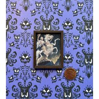 Haunted Mansion Miniatur Nachbildung Black Prince Leinwanddruck Haunted Mansion Miniatur Nachbildung Black Prince Leinwanddruck von pocketbobble