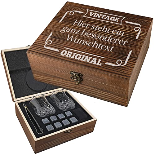 7-TLG Whisky Steine Set mit Gravur - Motiv Wunschtext - personalisiert - 1x Holzkiste, 2X Gläser, 9X Kühlsteine, 1x Beutel, 1x Stahlzange - wiederverwendbar - Eiswürfel - Papa, Vater 7-TLG Whisky Steine Set mit Gravur - Motiv Wunschtext - personalisiert - 1x Holzkiste, 2X Gläser, 9X Kühlsteine, 1x Beutel, 1x Stahlzange - wiederverwendbar - Eiswürfel - Papa, Vater von polar-effekt