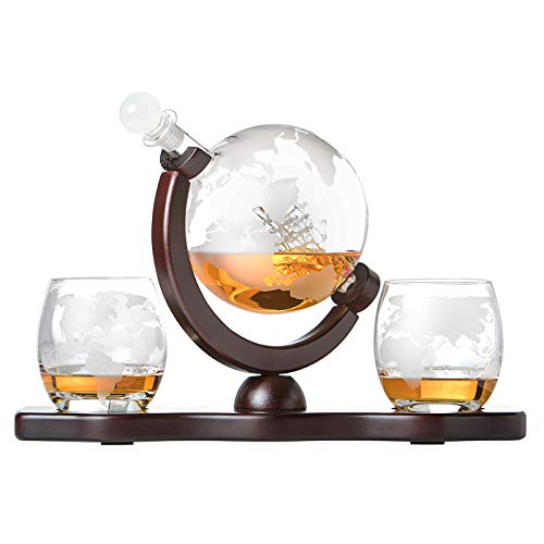 Whiskyset Glas-Karaffe Globus Segelschiff mit gravierter Weltkarte, 2 Whiskygläser und Holz-Tablett, Whisky Flasche mit luftdichtem Verschluss, Decanter 850ml Geschenkidee für Männer von polar-effekt
