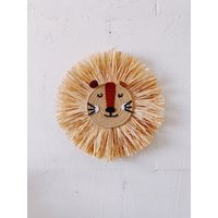 Löwen Gesicht Raffia Wandbehang, Safari Dschungel Kinderzimmer Dekor, Löwenkopf Boho Dekor Wandkunst, Geburtstagsgeschenk, Wanddekoration von pompomdecal