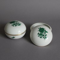 Augarten Wien Maria Theresia Grün 2 Deckeldosen Dose D 9, 5 cm von porcelainexpert
