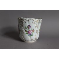 Potschappel Dresden Cachepot Übertopf Bunte Blumen Rocaillen Golddekor 11 cm | A von porcelainexpert