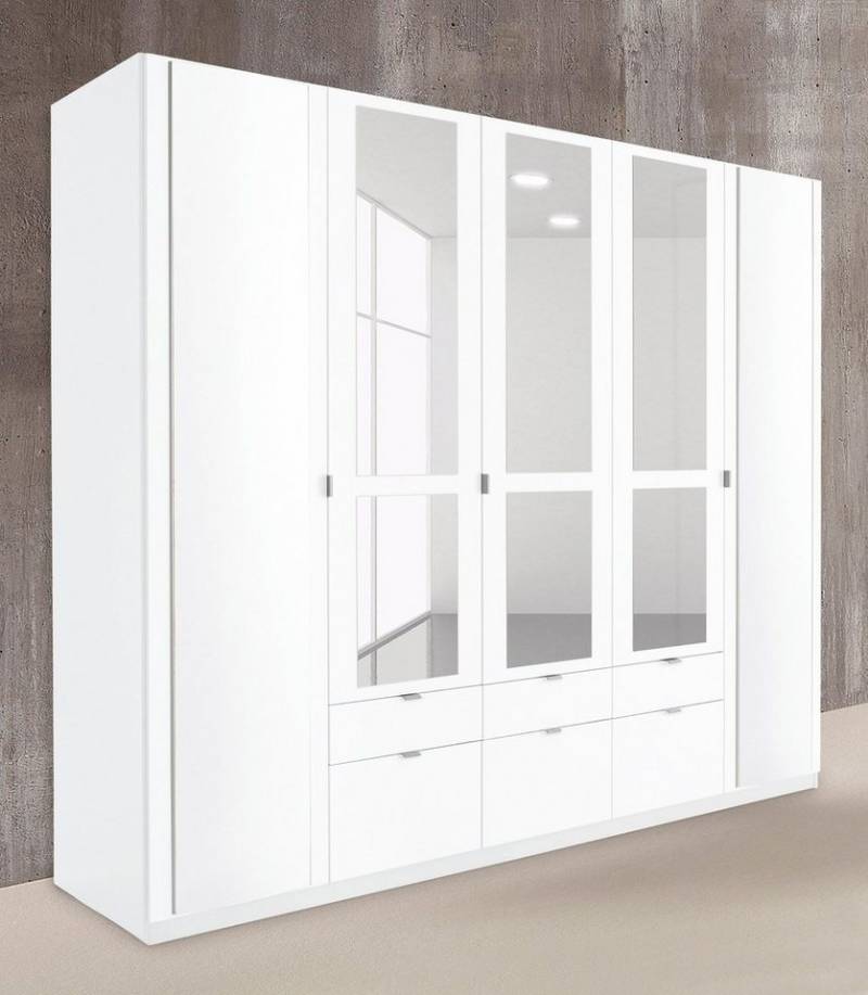 priess Kleiderschrank mit gerundeten Elementen auf den Außentüren von priess