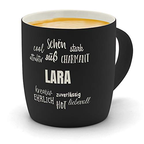 printplanet - Kaffeebecher mit Namen Lara graviert - SoftTouch Tasse mit Gravur Design Positive Eigenschaften - Matt-gummierte Oberfläche - Farbe Schwarz printplanet - Kaffeebecher mit Namen Lara graviert - SoftTouch Tasse mit Gravur Design Positive Eigenschaften - Matt-gummierte Oberfläche - Farbe Schwarz von printplanet
