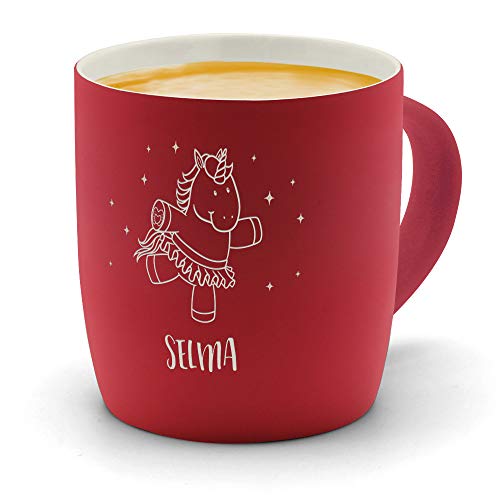 printplanet - Kaffeebecher mit Namen Selma graviert - SoftTouch Tasse mit Gravur Design Einhorn - Matt-gummierte Oberfläche - Farbe Rot von printplanet