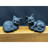 Ein Katzenpaar, Obsidian Kristall Geschnitzte Katze, Schnitzerei Kätzchen Figur, Geschenk Zur Wohnungseinrichtung von qiuhaocrystal
