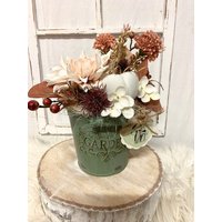 Haltbare Herbstdeko Metalleimer Dahlien Kunstblumen Kürbisdeko Tischdeko Nr. 1275 Haltbare Herbstdeko Metalleimer Dahlien Kunstblumen Kürbisdeko Tischdeko Nr. 1275 von quedeko