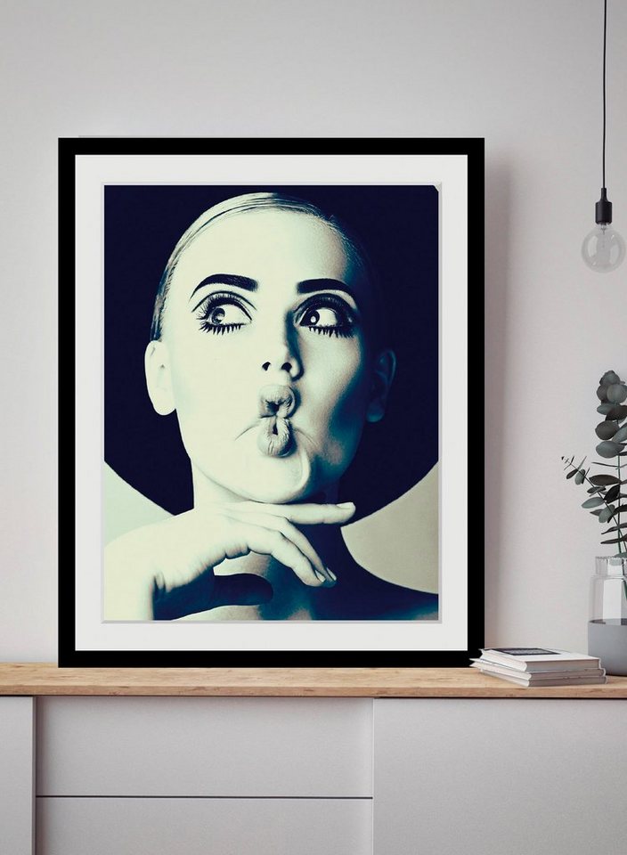 queence Bild Duckface, Art, Bilder von Frauen, Fashion, Frau, Kunst, Magazincover, Mode, Schwarz-Weiß (1 St), HD Premium Poster-Druck inkl. Holzrahmen von queence