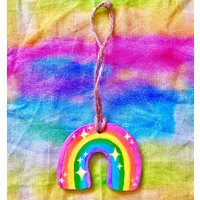 Kleiner Clay Regenbogen Wandbehang - Dekoration Wanddekoration von radioactivewolves