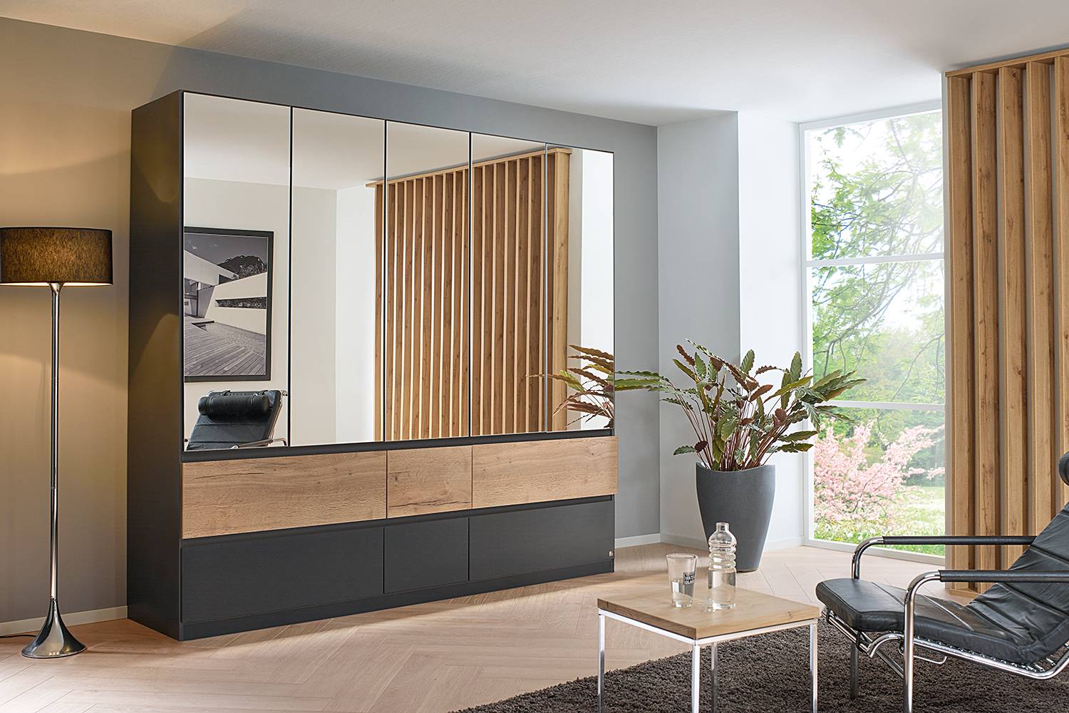 home24 Drehtürenschrank Winnipeg mit Spiegel 226cm ohne Beleuchtung Grau/Graumetallic home24 Drehtürenschrank Winnipeg mit Spiegel 226cm ohne Beleuchtung Grau/Graumetallic von home24
