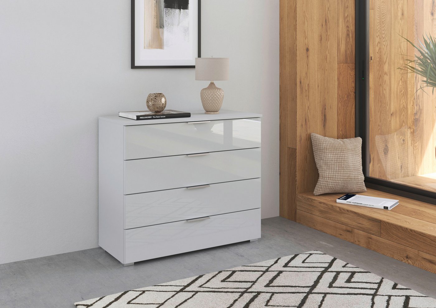 rauch Kommode Sideboard Kommodenschrank Schubladenkommode AGORDO mit Glasfront, Breite 93 cm mit 4 Schubkästen inkl. 6er-Set Filzboxen von rauch