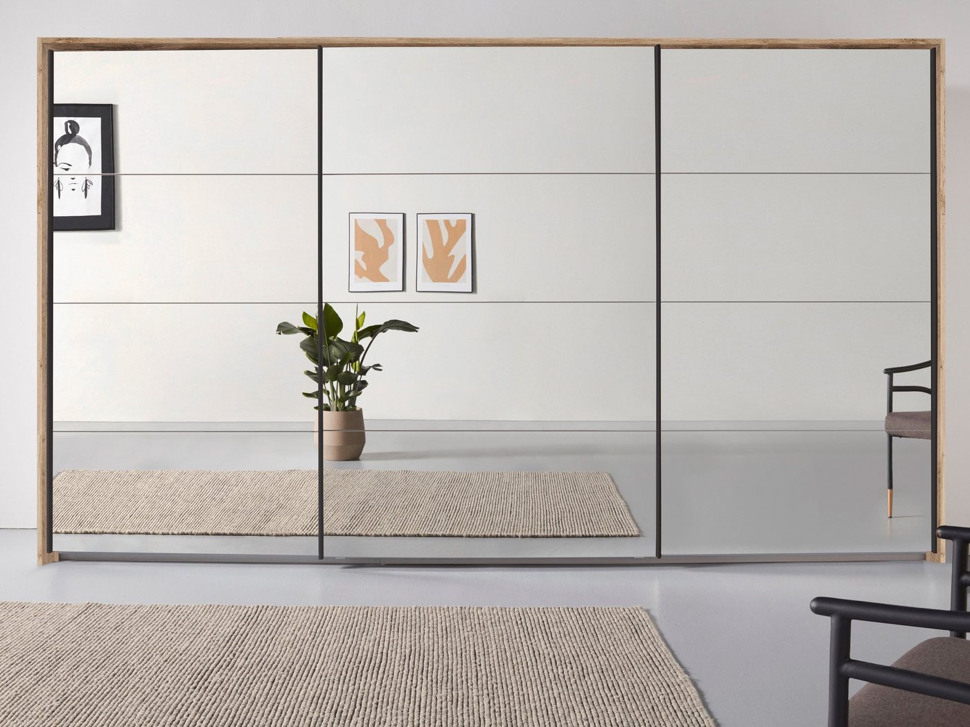 rauch Schwebetürenschrank Oteli mit Spiegelfront und Passepartout optional mit Beleuchtung rauch Schwebetürenschrank Oteli mit Spiegelfront und Passepartout optional mit Beleuchtung von rauch
