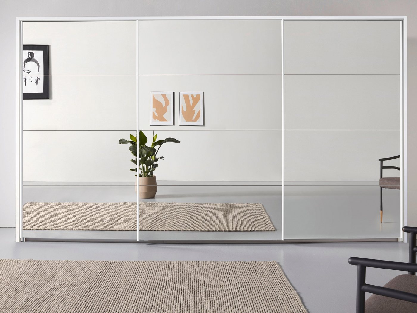 rauch Schwebetürenschrank Oteli mit Spiegelfront und Passepartout optional mit Beleuchtung rauch Schwebetürenschrank Oteli mit Spiegelfront und Passepartout optional mit Beleuchtung von rauch