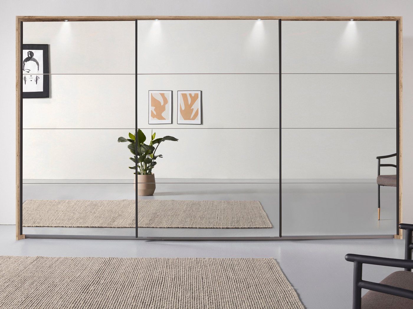 rauch Schwebetürenschrank Oteli mit Spiegelfront und Passepartout optional mit Beleuchtung rauch Schwebetürenschrank Oteli mit Spiegelfront und Passepartout optional mit Beleuchtung von rauch