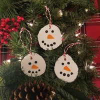 Altholz Scheibe Schneemann Weihnachtsbaum Ornament von reclaimedrecyclednyc