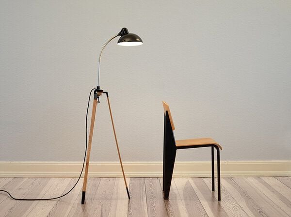 renna deluxe Stativ // Lampengestell Eiche OHNE Klemmleuchte von renna deluxe