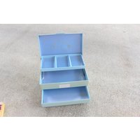 60Er 70Er Jahre Blümchen Blau Schmuckkästchen...faden. Nähen. Basteln. Toll. Siebziger Jahre. Retro Dose. Vintage Mod Mädchen. Näherin von retroandme