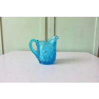 1970Er Jahre Blaues Glas Milchkännchen Retro Küchengerät von retroandme