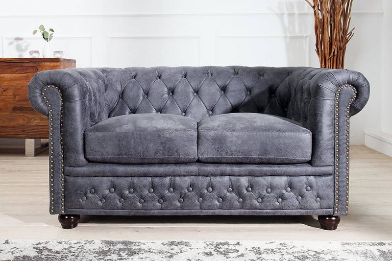 riess-ambiente 2-Sitzer CHESTERFIELD 150cm antik grau · Sofa mit Microfaser-Bezug und Armlehne, Einzelartikel 1 Teile, Knopfheftung · Wohnzimmer-Couch · Federkern-Polsterung · mit Füßen von riess-ambiente