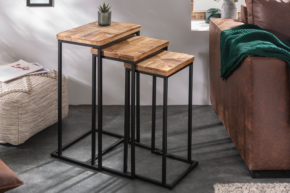 riess-ambiente Beistelltisch INDUSTRIAL 65cm natur / schwarz (Set, 3-St), Wohnzimmer · Mango-Massivholz · Metall · lackiert · Industrial Design von riess-ambiente