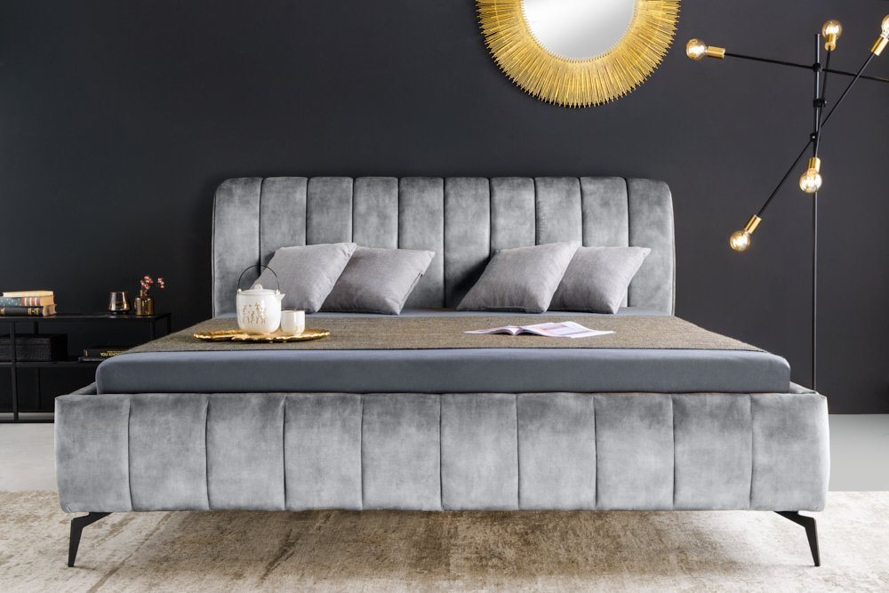 riess-ambiente Polsterbett AMSTERDAM 160x200cm grau Samt – Doppelbett im Vintage Design (Einzelartikel, 1-tlg), schwarzes Metallgestell, Retro, Kingsize-Bett, gepolstertes Samtbett von riess-ambiente