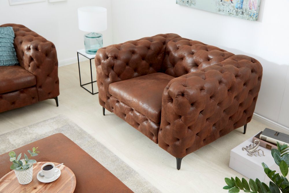 riess-ambiente Sessel MODERN BAROCK 120cm antik braun / schwarz (Einzelartikel, 1-St), Wohnzimmer · Microfaser · Metall · mit Armlehne · Chesterfield von riess-ambiente