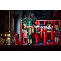 Weihnachts-Nussknacker, Holzsoldat, Irland Volkstracht, Vintage Weihnachten, Weihnachtsgeschenke, Spielzeug, Holzspielzeug, Hängebares Ornament von royalpanopticon
