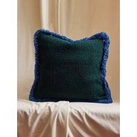 Maharam Boucle Kissen Mit Gebürsteten Fransen Maharam Boucle Kissen Mit Gebürsteten Fransen von rrdesignnyc