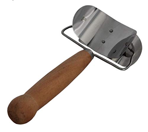 rukauf. Teigmesser für Pelmeni und Wareniki mit Holzgriff, 18 cm lang, 7,2cm Schneidbreite von rukauf