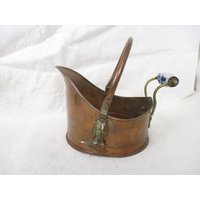 Dutch Copperware Mini Kamin Esche Kohle Scuttle Eimer Delft Griff Löwe Scharniere, Kamin, Delft Blau Dutch Copperware Mini Kamin Esche Kohle Scuttle Eimer Delft Griff Löwe Scharniere, Kamin, Delft Blau von rummageutah
