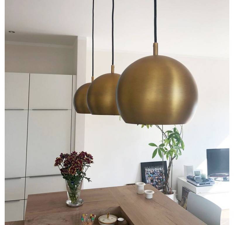 s.luce Pendelleuchte Ball Esstischlampe 1-Phase-Schiene 200cm Ø 20cm Mitteleinsp. Gold von s.luce