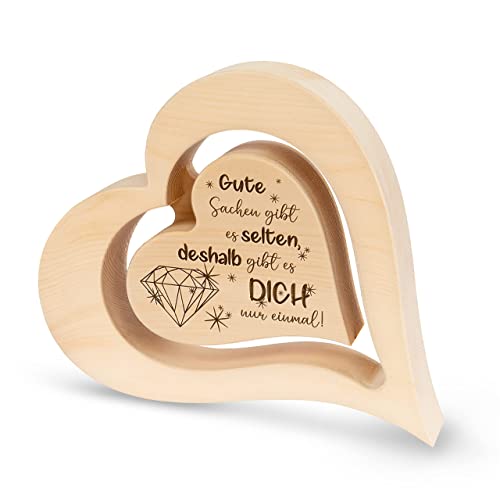 sagl.tirol Herz aus Zirbenholz mit schwebendem innen Herz und Gravur [100% Naturprodukt] Mama Geschenk aus Zirbe I Herz Deko I Jahrestag Geschenk I Muttertag I Vatertag I Gute Sachen gibt es selten von sagl.tirol